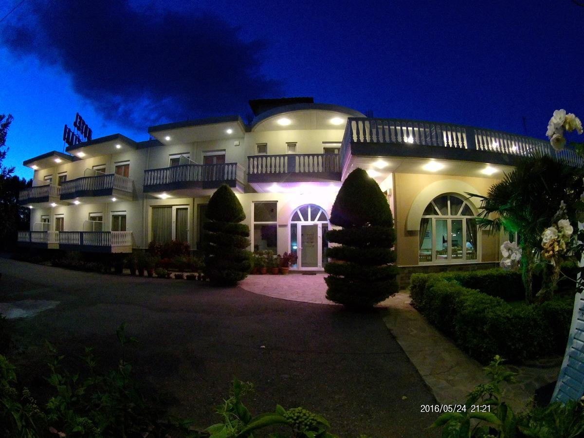 Hotel Akrogiali Korinos Exterior photo