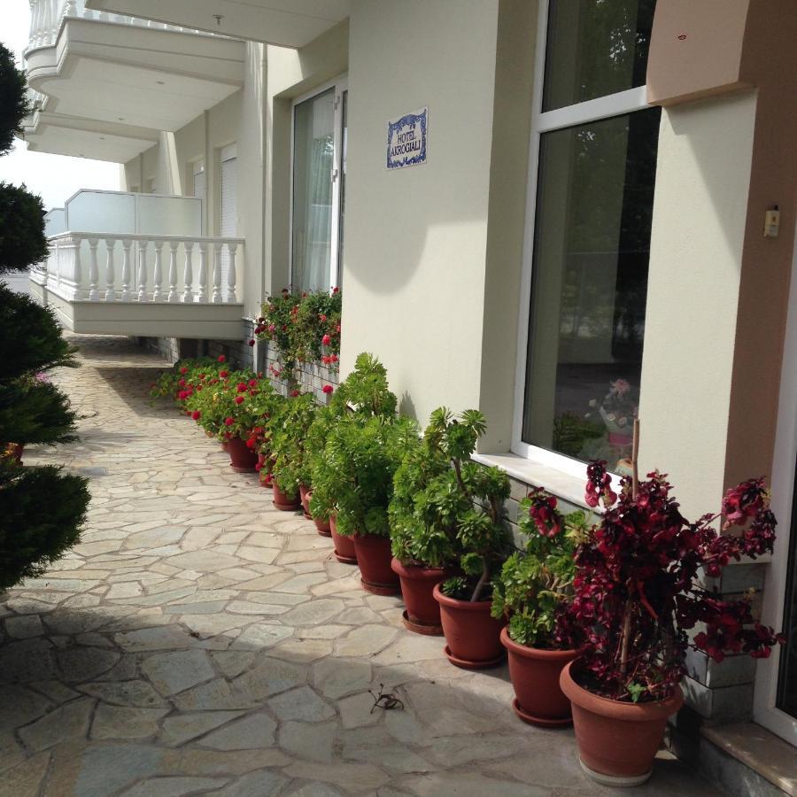 Hotel Akrogiali Korinos Exterior photo